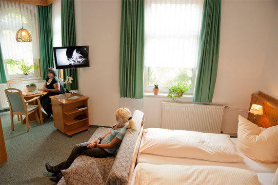 Pension Tannenrausch Friedrichroda Zimmer foto
